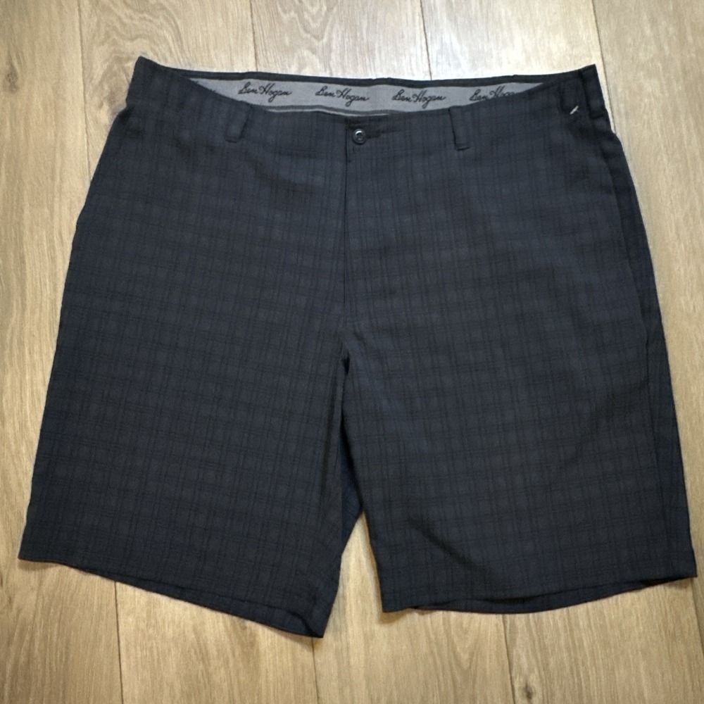 Ben Hogan Performance Shorts Mens Size 42 Black Gray Plaid Flat Front‎ Golf